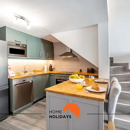 #127 Quinta Do Poco With Shared Pool By Holidays