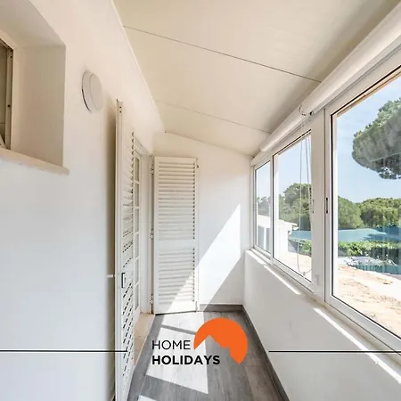 #127 Quinta Do Poco With Shared Pool By Holidays * Albufeira
